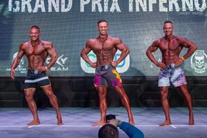 MEN'S PHYSIQUE 174